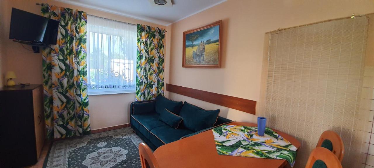 Hotel Apartament Starodworski Breslavia Exterior foto